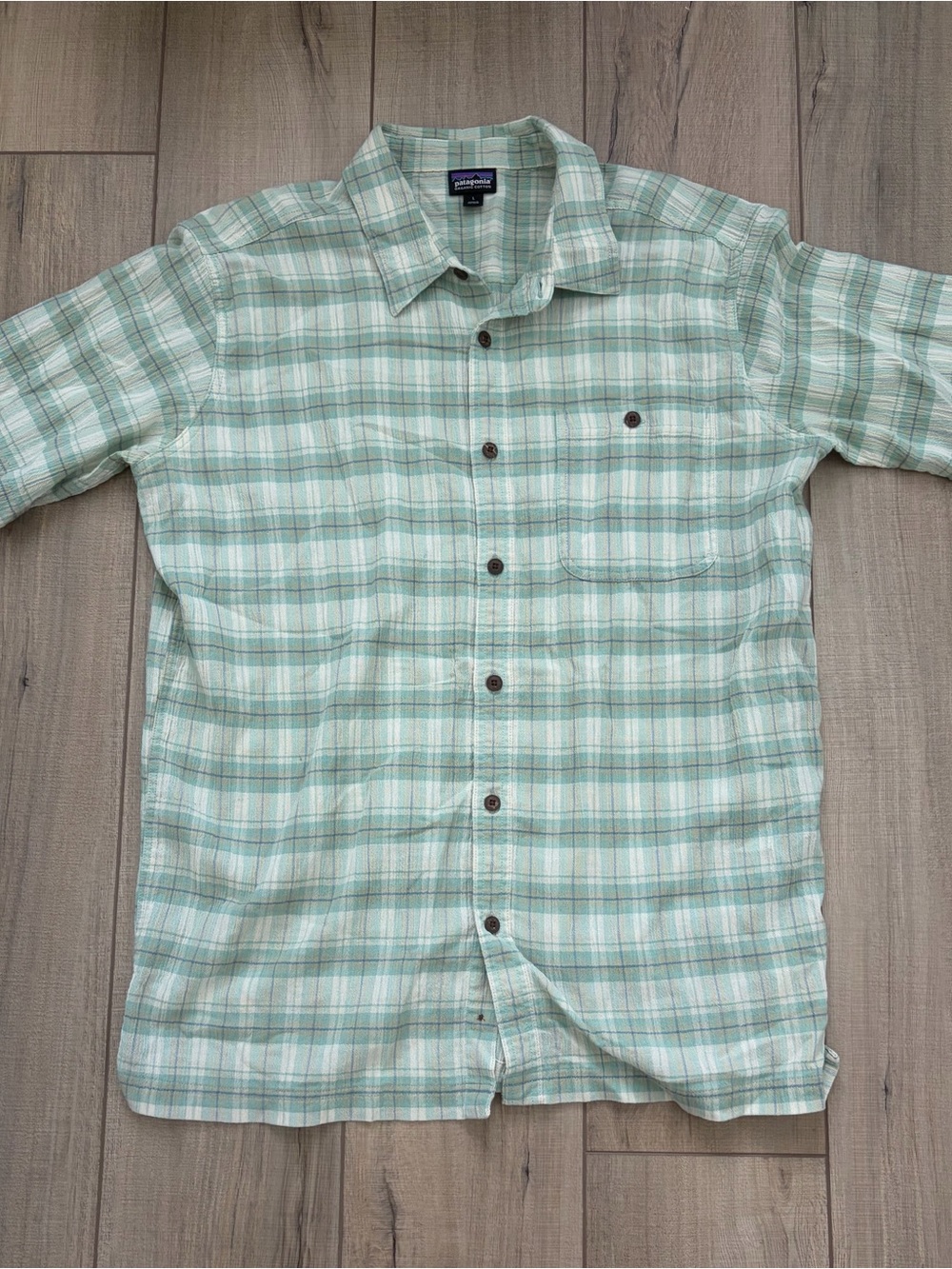 Patagonia Button Up shirt sz L